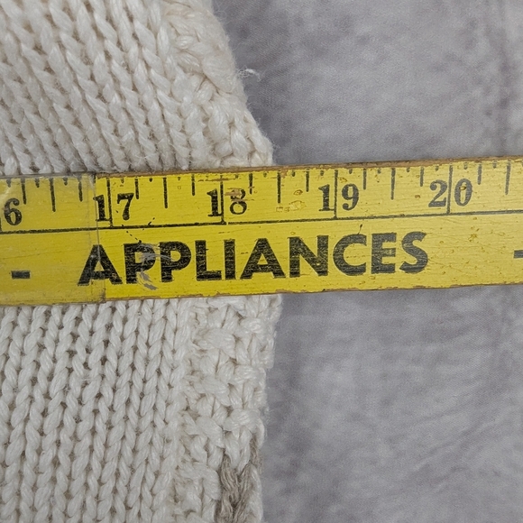 Nicole Winter Medium Vintage Sweater Floral Needlep-looking Designs - Picture 13 of 13